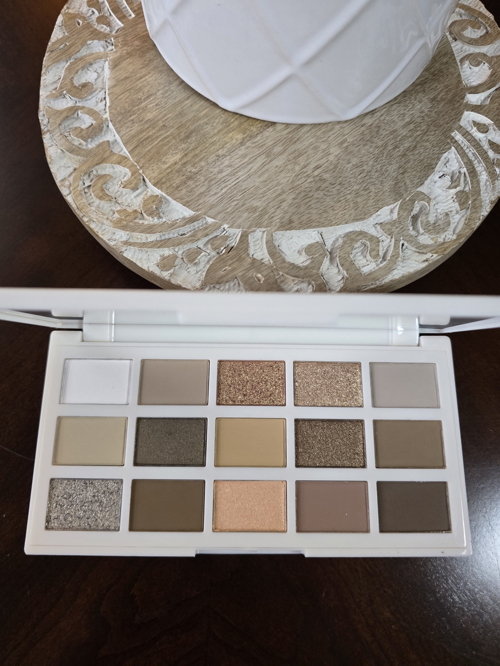 Laura Geller The Caaual Collection 15 Pan Eyeshadow Pallette NIB